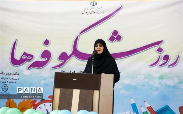 حکیم زاده: حضور نوآموزان و دانش آموزان کلاس اولی نوید برگشتن به زندگی را می دهد
